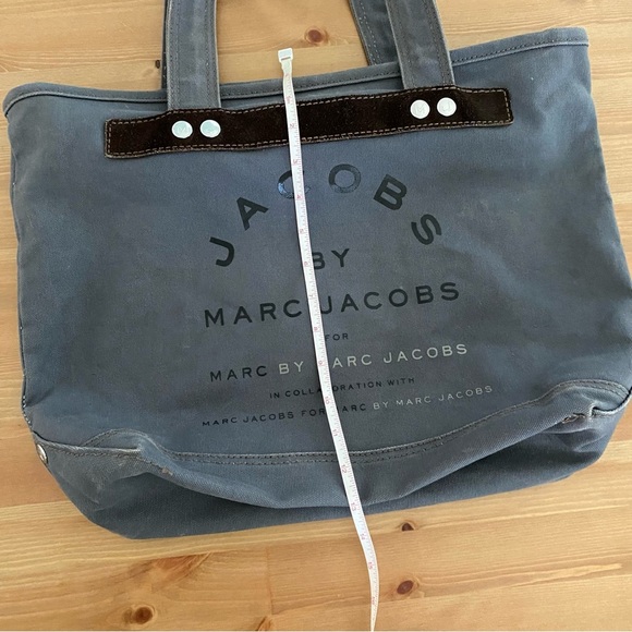 Jacobs by Marc Jacobs Top Zip Canvas Tote Bag Gray Canvas Suede Trim 17” X 11.5” - Picture 13 of 16